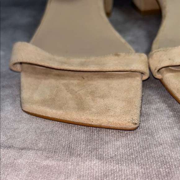 EUC Stuart Weitzman Elegant Tan Women's Sz US 9B Block Heel Sandals Nude Suede - Picture 7 of 14